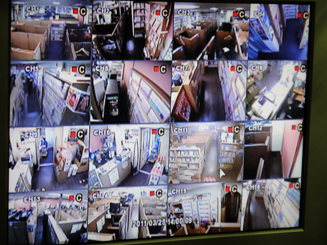 監視 カメラ 喫茶 漫画 漫画喫茶の個室に監視カメラはついている？その実態を徹底検証！